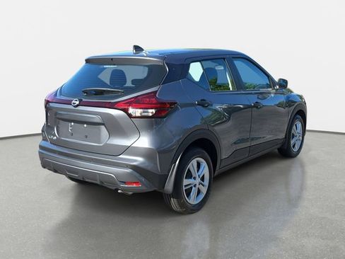 Used 2025 Nissan Kicks Play S image 5