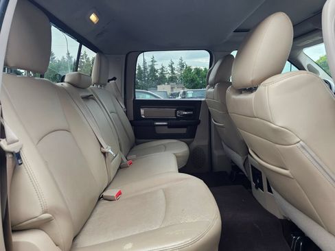 Used 2017 RAM 1500 Laramie w/ Convenience Group AWD/4WD image 12