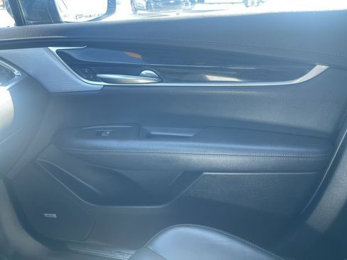 Certified 2023 Cadillac XT5 Premium Luxury image 24