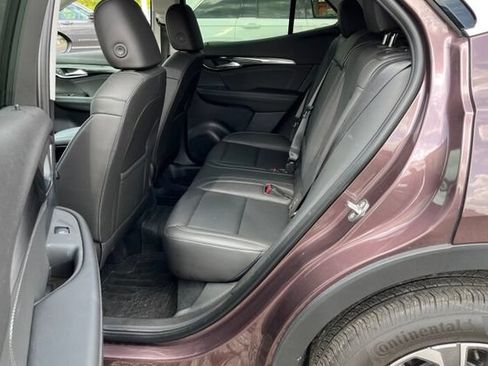 Used 2024 Buick Envision Preferred AWD/4WD image 5
