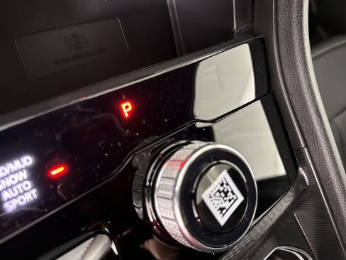 New 2025 Jeep Grand Cherokee Limited w/ Luxury Tech Group II image 23