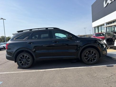 Certified 2022 Kia Sorento SX Prestige w/ Rust Color Package AWD/4WD image 4