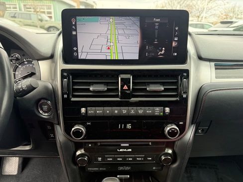 Used 2023 Lexus GX 460 Premium image 12