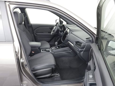 Used 2025 Subaru Forester Premium AWD/4WD image 19