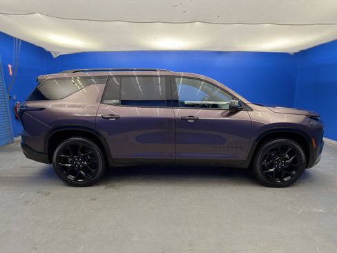 Used 2024 Chevrolet Traverse RS w/ LPO, Floor Liner Package image 8