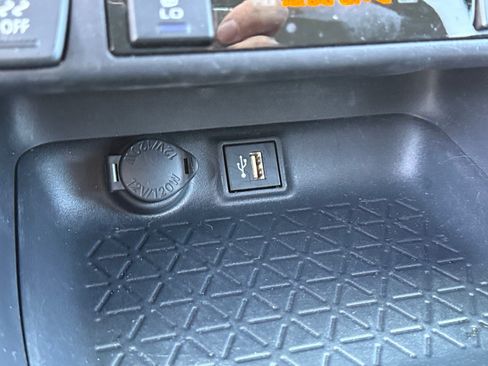 Used 2023 Toyota RAV4 SE w/ Weather & Moonroof Package AWD/4WD image 29