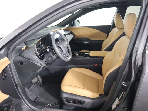 Certified 2025 Lexus RX 350 350 image 19