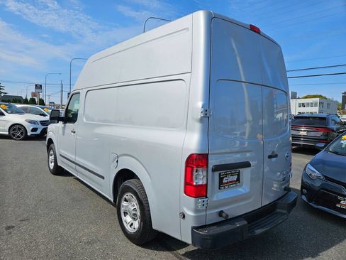 Used 2012 Nissan NV 2500 S RWD image 6
