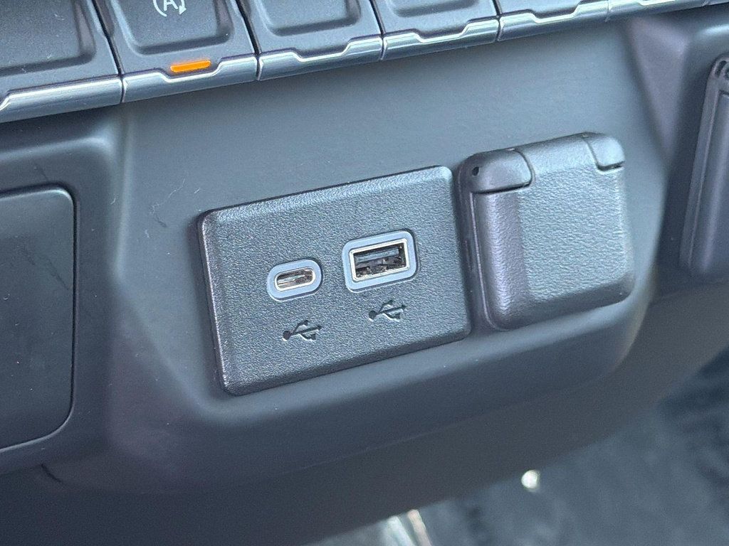 Used 2021 Chevrolet Silverado 1500 Custom RWD image 15