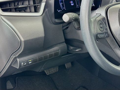 Used 2026 Toyota Corolla LE image 10