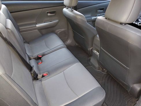 Used 2012 Toyota Prius V Five FWD image 12