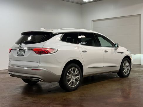 Used 2022 Buick Enclave Premium w/ Experience Buick Package AWD/4WD image 24
