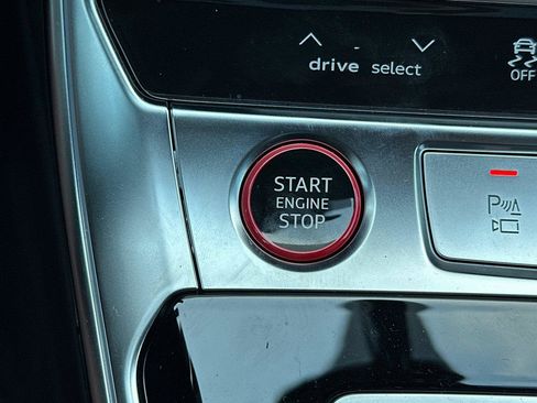 New 2025 Audi RS 6 performance image 22