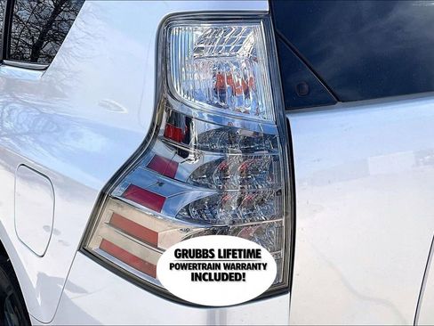 Used 2023 Lexus GX 460 Premium w/ Premium Package image 39