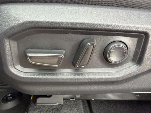 New 2026 Toyota Tundra SR5 AWD/4WD image 11