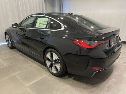 New 2026 BMW i4 xDrive40i AWD/4WD image 4