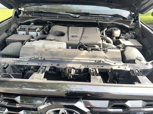 Used 2023 Toyota Tundra Platinum w/ Advanced Package image 14
