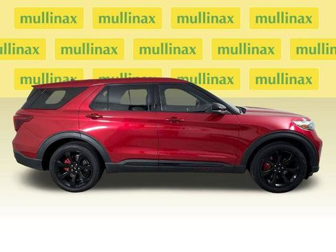 Certified 2022 Ford Explorer ST w/ Equipment Group 401A RWD image 2