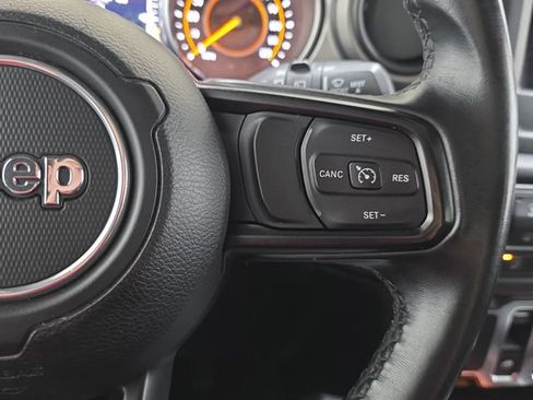 Used 2020 Jeep Wrangler Sport AWD/4WD image 16