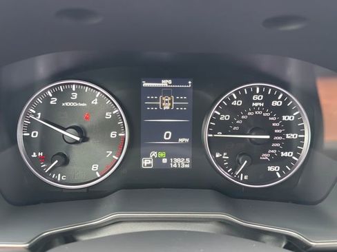 Used 2025 Subaru Outback Limited AWD/4WD image 11