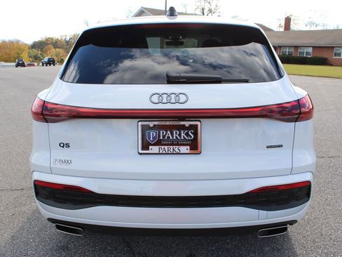 New 2025 Audi Q5 Premium Plus image 7