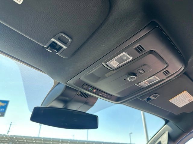 Certified 2025 Chevrolet Suburban LT AWD/4WD image 26