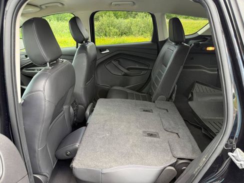 Used 2019 Ford Escape SEL AWD/4WD image 16