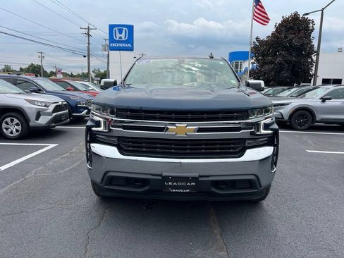 Used 2022 Chevrolet Silverado 1500 LT AWD/4WD image 8