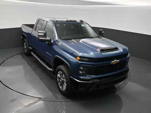 New 2026 Chevrolet Silverado 2500 Custom w/ Custom Value Package image 15