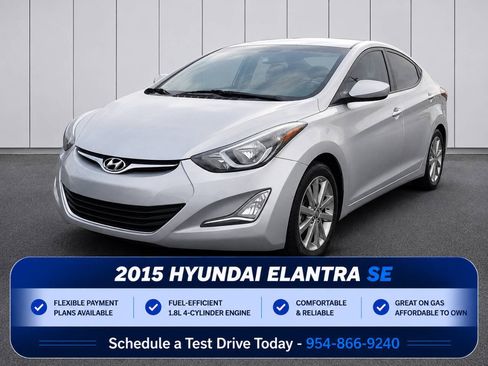 Used 2015 Hyundai Elantra SE w/ Option Group 02 FWD image 1