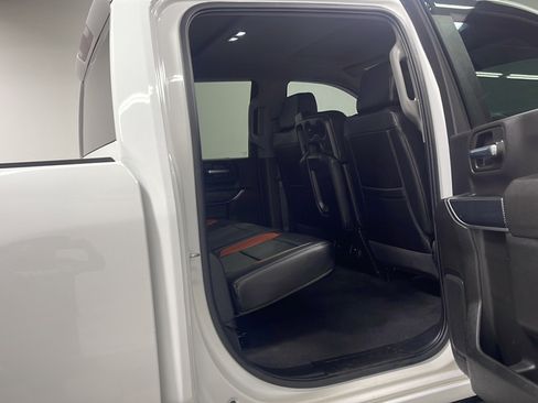 Used 2021 Chevrolet Silverado 2500 LT w/ Z71 Off-Road Package AWD/4WD image 18