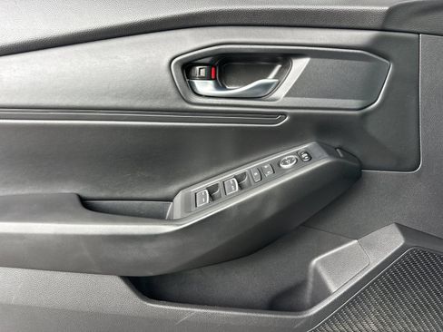 Used 2023 Honda Accord EX image 12