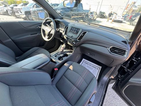 Used 2023 Chevrolet Equinox RS AWD/4WD image 29