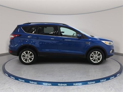 Used 2018 Ford Escape SE image 5