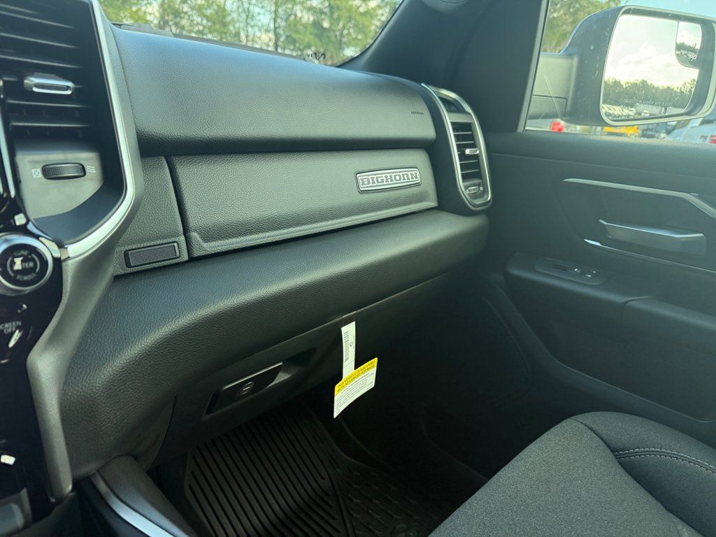 New 2025 RAM 1500 Big Horn AWD/4WD image 25