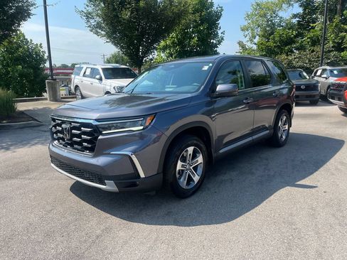 Used 2024 Honda Pilot EX-L image 3