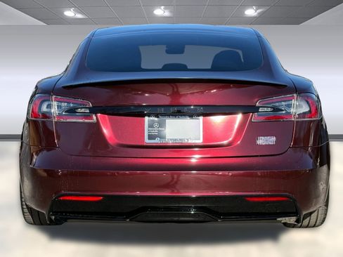 Used 2021 Tesla Model S Plaid image 10