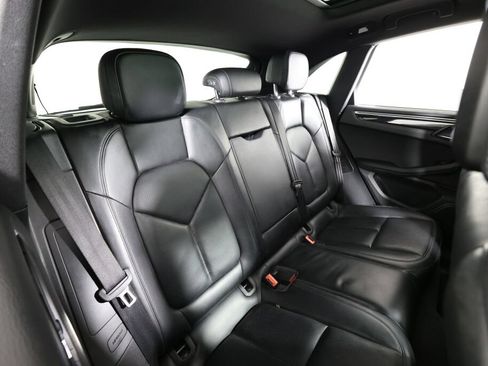 Used 2017 Porsche Macan S AWD/4WD image 21