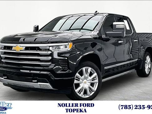 Used 2024 Chevrolet Silverado 1500 High Country w/ High Country Premium Package AWD/4WD image 1