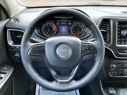 Certified 2019 Jeep Cherokee Trailhawk w/ Comfort/Convenience Group image 11