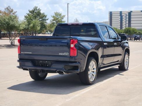 Used 2021 Chevrolet Silverado 1500 High Country w/ Technology Package AWD/4WD image 5