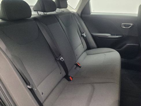 Used 2025 Kia K4 LXS image 19