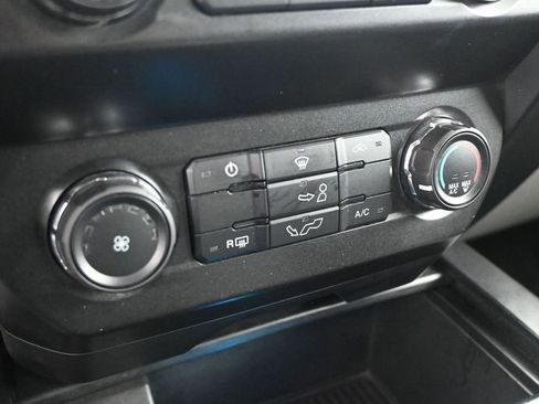 Used 2019 Ford F150 XL w/ Equipment Group 101A Mid RWD image 16