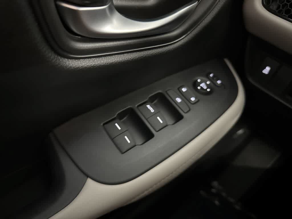 Used 2026 Honda HR-V LX image 16