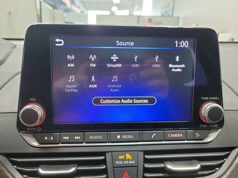 Used 2024 Nissan Altima 2.5 SV FWD image 38