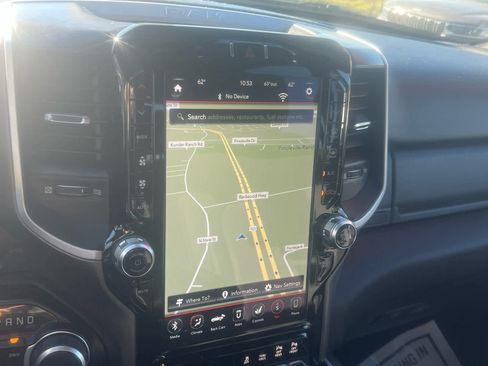 Used 2021 RAM 1500 Big Horn image 17