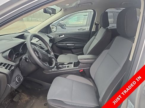 Used 2018 Ford Escape SE image 5