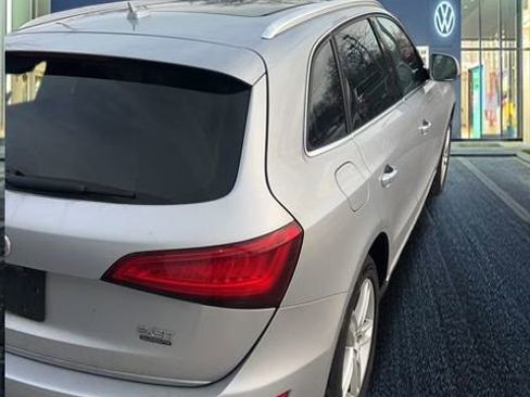 Used 2016 Audi Q5 2.0T Premium Plus w/ Technology Package image 24