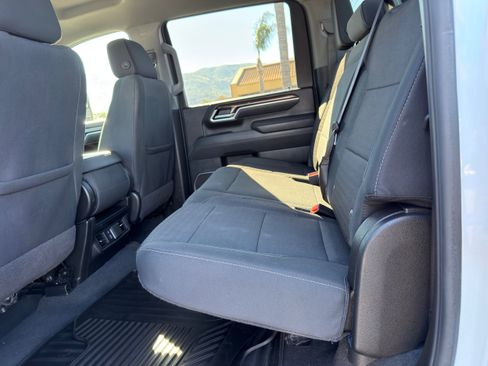 Used 2025 Chevrolet Silverado 2500 LT w/ Convenience Package AWD/4WD image 22