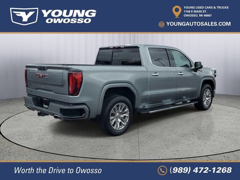 Used 2024 GMC Sierra 1500 Denali w/ Technology Package AWD/4WD image 3